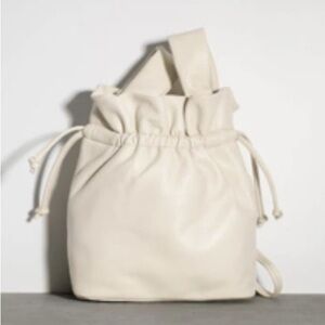 Brand New Zara Leather Bucket Bag Ecru White NWT